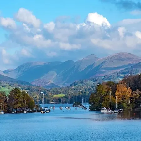 Cosy Nr Lake Windermere Pass The Keys 펜션