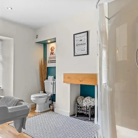 Cosy Nr Lake Windermere Pass The Keys Backbarrow