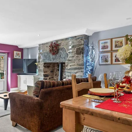 Cosy Nr Lake Windermere Pass The Keys בית נופש Backbarrow